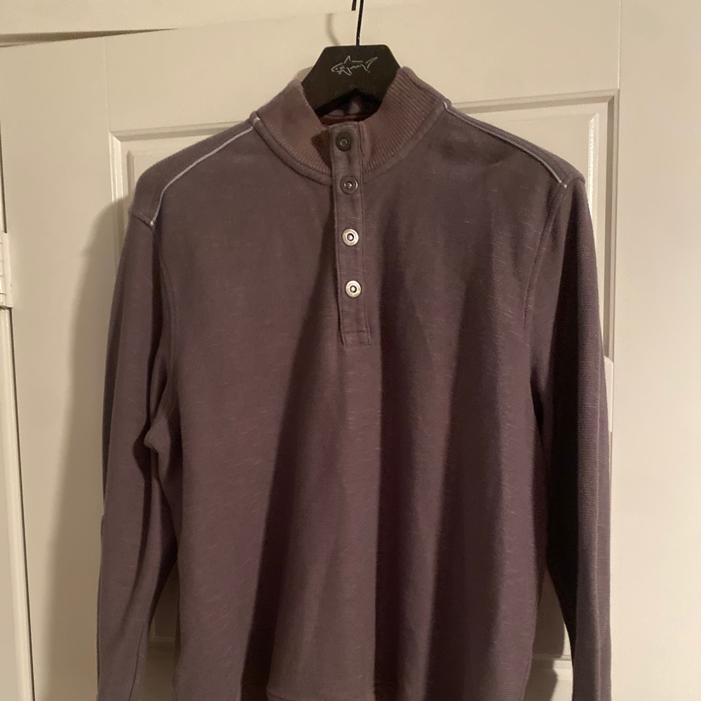 Tommy Bahama luxurious sweater